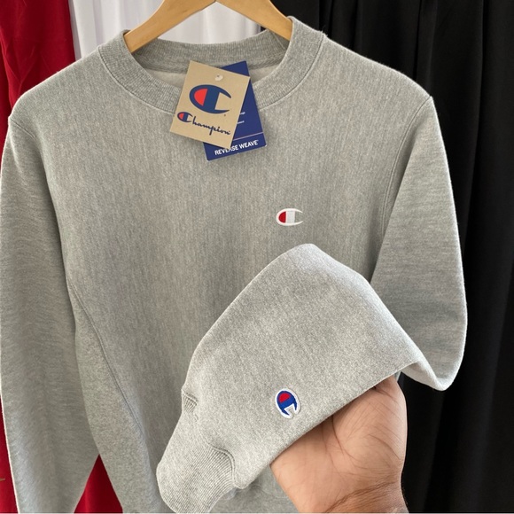 NWT CHAMPION REVERSE WEAVE WOMENS CREWNECK - Picture 2 of 10